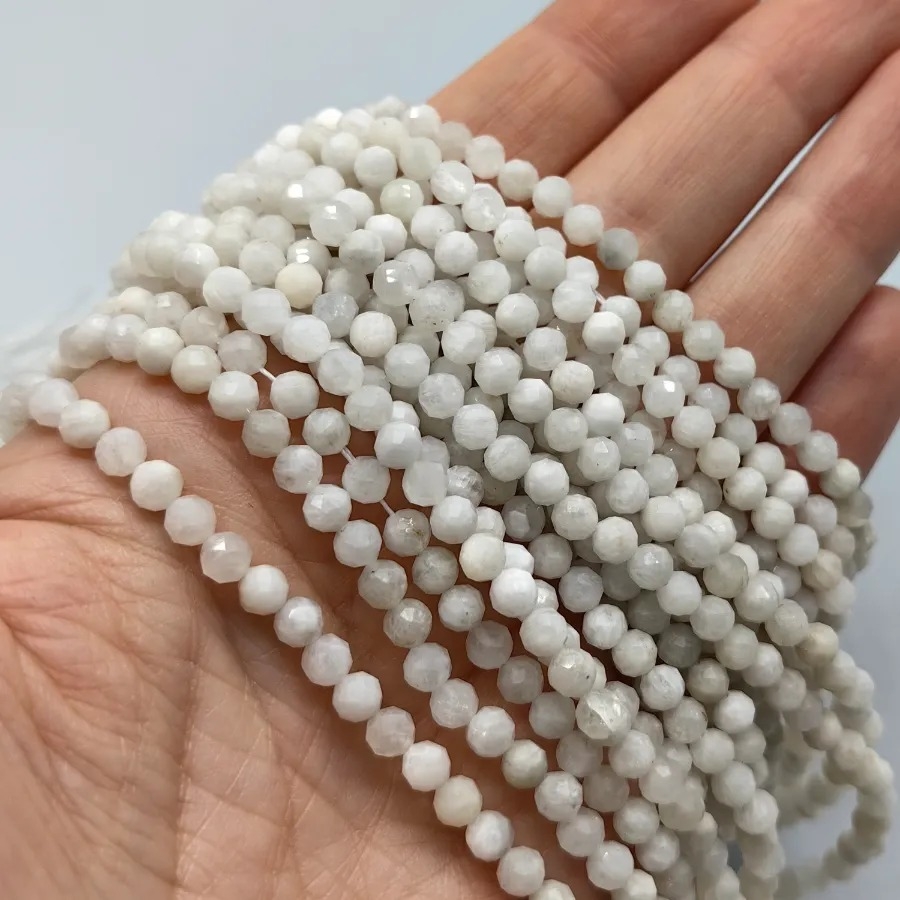 4%20mm%20Aytaşı%20(AAA%20Kalite)%20Fasetli%20Küre%20Kesim%20Doğal%20Taş%20Dizi