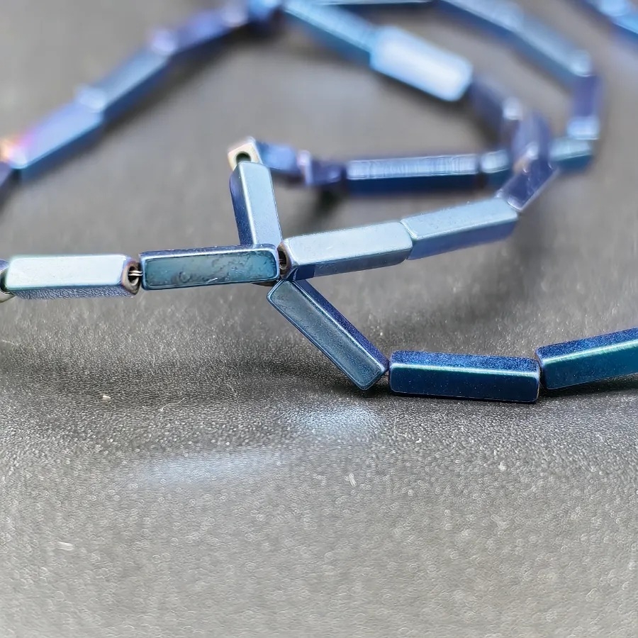 2x8%20mm%20Mavi%20İnce%20Dikdörtgen%20%20Hematit%20Doğal%20Taş