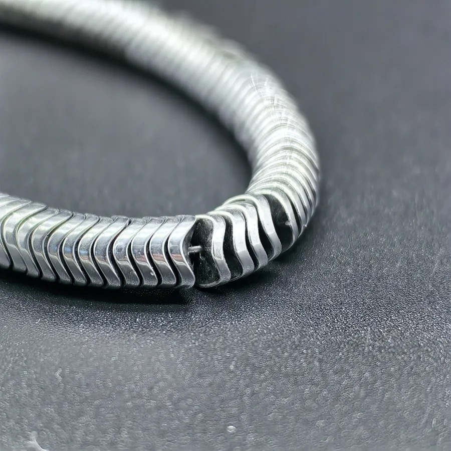 1x6%20mm%20Gümüş%20Renk%20İnce%20Dalgalı%20Disk%20Hematit%20Doğal%20Taş