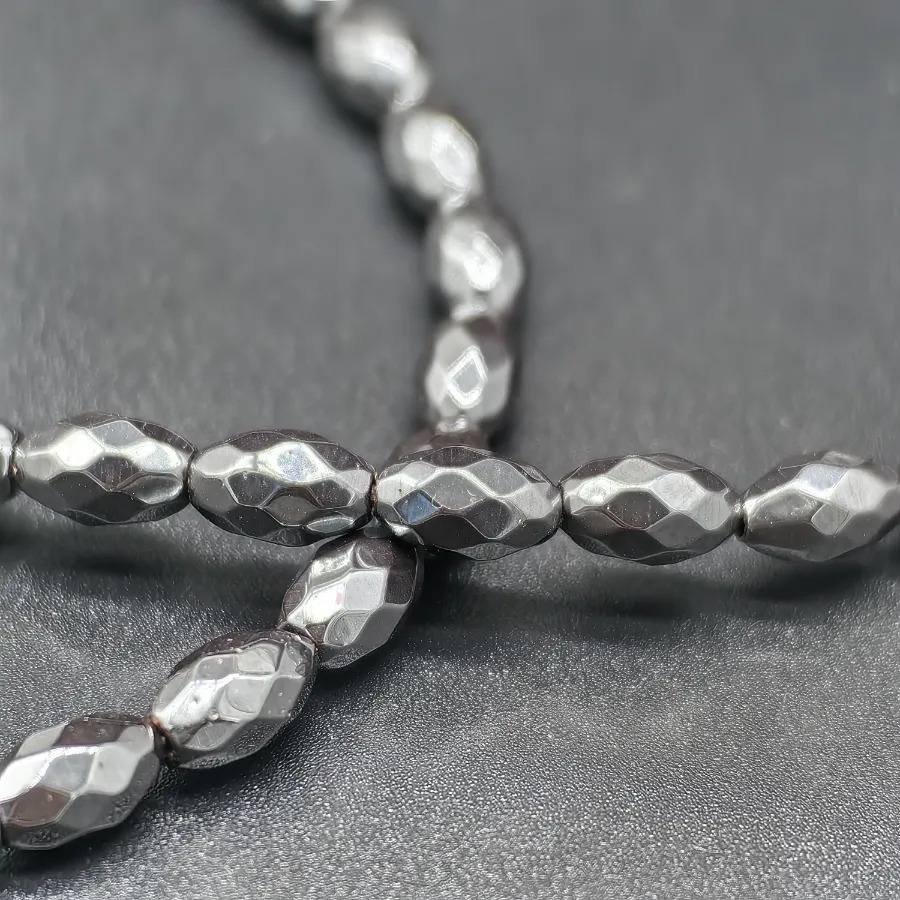 5x8%20mm%20Füme%20Arpa%20Fasetli%20%20Hematit%20Doğal%20Taş