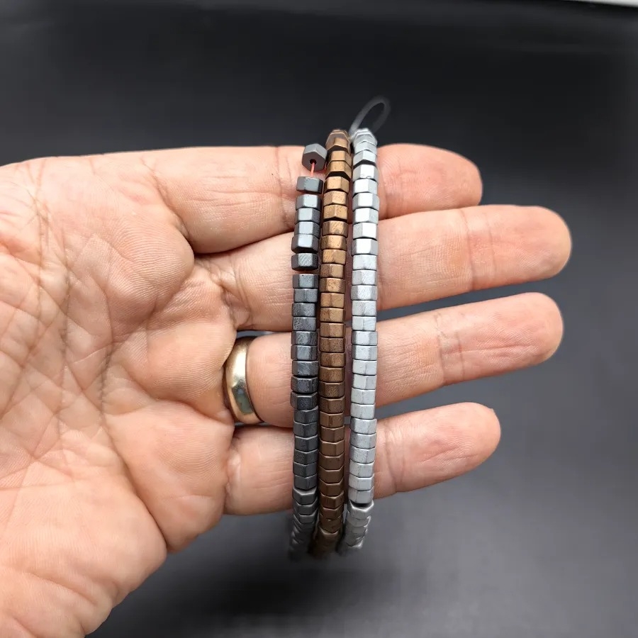 3x5%20mm%20Mat%20Bakır%20Renk%20Vida%20Kesim%20%20Hematit%20Doğal%20Taş