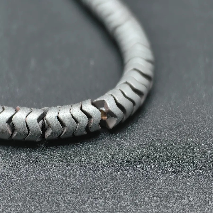 2x6%20mm%20Mat%20Gri%20Dalgalı%20Disk%20Hematit%20Doğal%20Taş