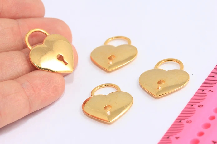 24%20Ayar%20Altın%20Kaplama%20%20Parlak%20Kilitli%20Kalp%20charms,%20Kilitli%20Kalp%20Kolye%20Ucu