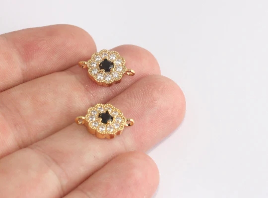 24%20Ayar%20Altın%20Kaplama%20Siyah%20Beyaz%20Zirkon%20Taşlı%20Çift%20Kulplu%20Çiçek%20Charms,%20Çiçekli%20Kolye%20Ucu