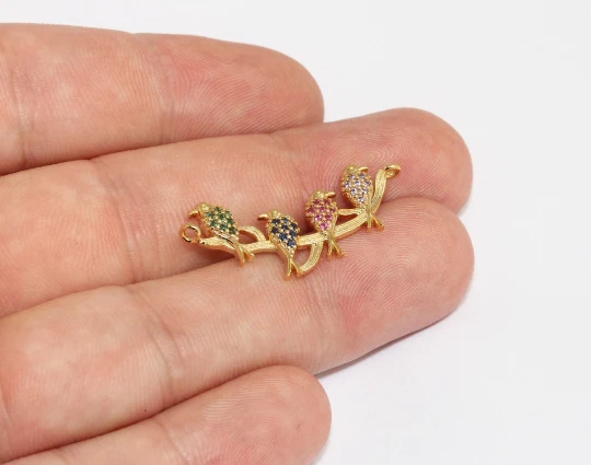 24%20Ayar%20Altın%20Kaplama%20Renkli%20Zirkon%20Taşlı%20Çift%20Kulplu%20%20Dalda%20Kuş%20Charms,%20Dalda%20Kuş%20Kolye%20Ucu