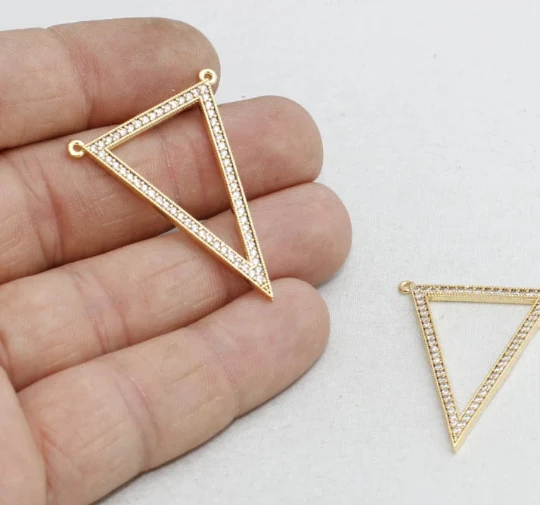 24%20Ayar%20Altın%20Kaplama%20Beyaz%20Zirkon%20Taşlı%20Çift%20Kulplu%20Üçgen%20Charms,%20Üçgen%20Kolye%20Ucu
