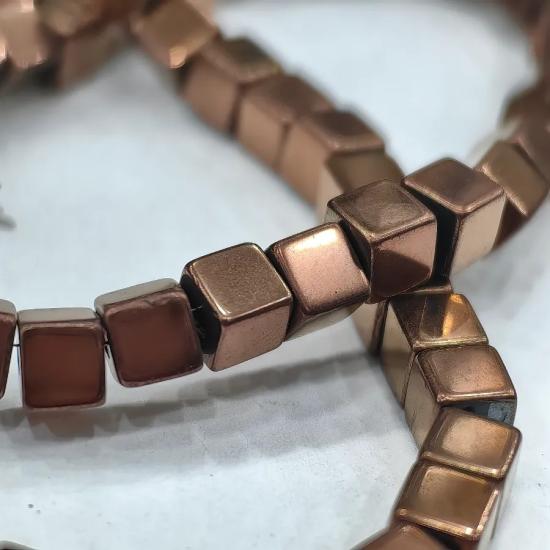 6 mm Küp  Hematit Doğal Taş