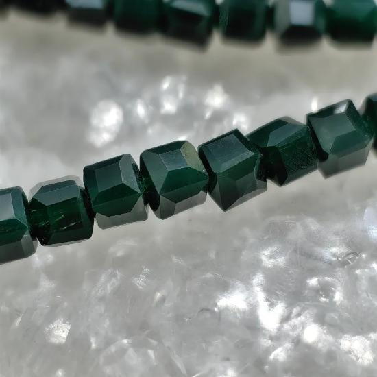 Yeşil 4mm Küp Kesim Kristal Boncuk