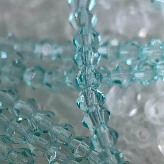 4mmTurkuaz  Piramit Kesim Kristal Boncuk