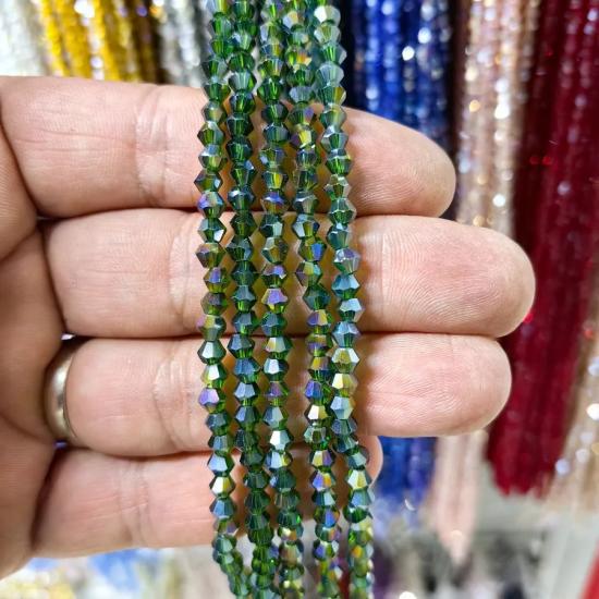 4mm Yeşil Piramit Kesim Kristal Boncuk