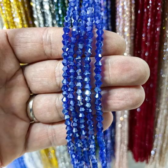 4mm Mavi  Piramit Kesim Kristal Boncuk