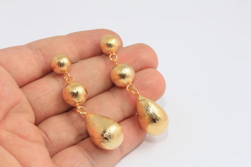 24 Ayar Altın Kaplama Üçlü Top Ve Damla Sallantılı Küpe