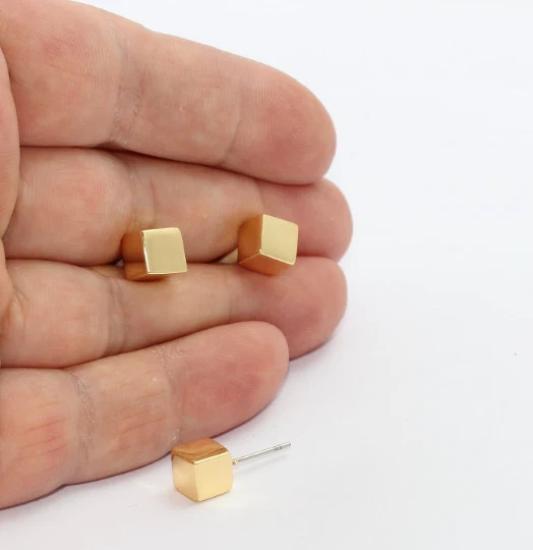 24 Ayar Altın Kaplama Küp Küpe