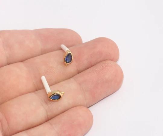 24 Ayar Altın Kaplama Lacivet Taşlı Damla Küpe