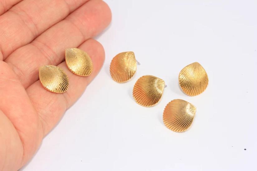 24 Ayar Altın Kaplama Deniz Kabuğu Küpe