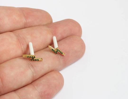 24 Ayar Altın Kaplama Yeşil Zirkon Taşlı Yıldırım Küpe