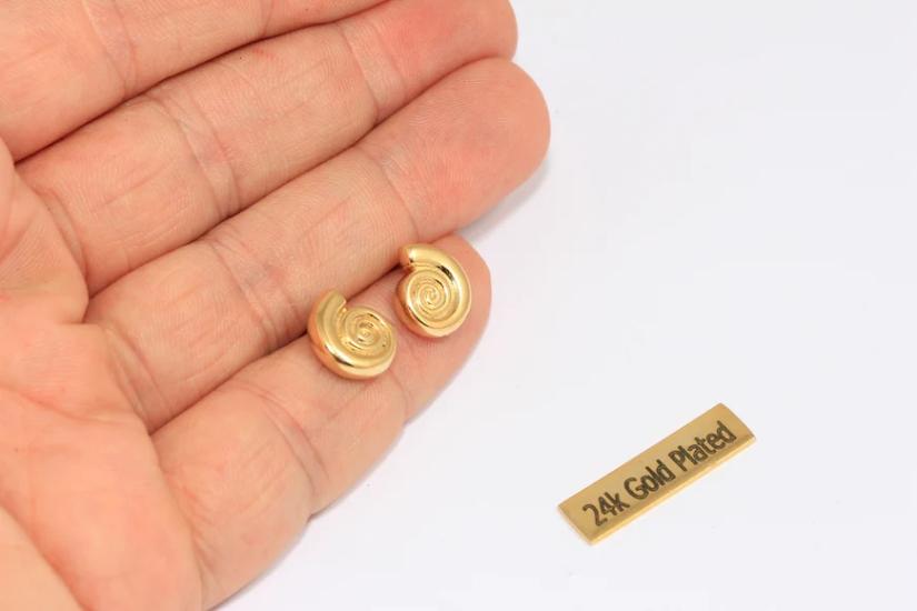 24 Ayar Altın Kaplama Deniz Kabuğu Küpe