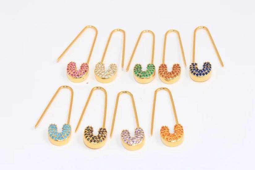 24 Ayar Altın Kaplama Zirkon Taşlı Çengelli İğne Küpe