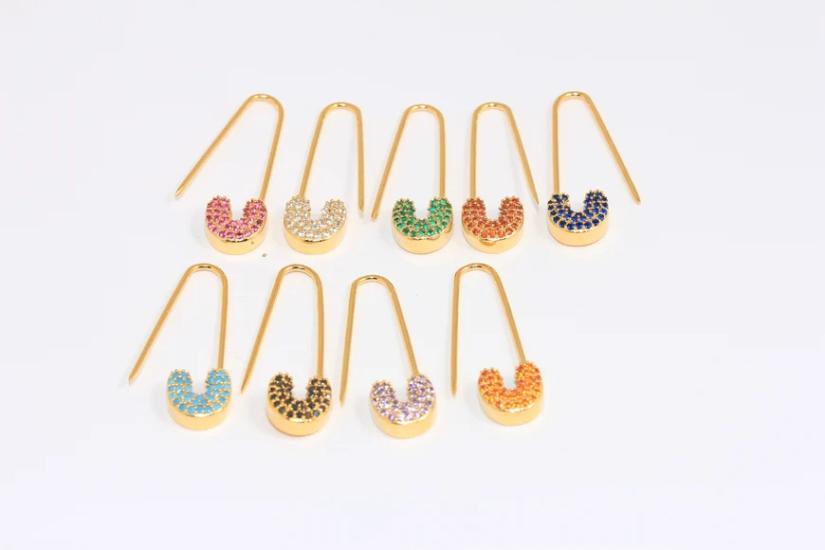 24 Ayar Altın Kaplama Zirkon Taşlı Çengelli İğne Küpe