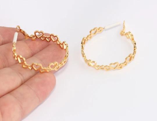 24 Ayar Altın Kaplama Kalp Eklentili Halka Küpe