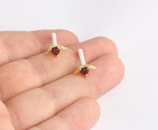 24 Ayar Altın Kaplama Kırmızı Zirkon Taşlı Melek Küpe