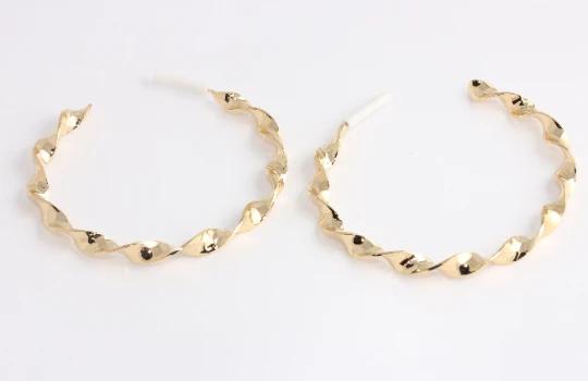 24 Ayar Altın Kaplama Geniş Burgulu Halka Küpe