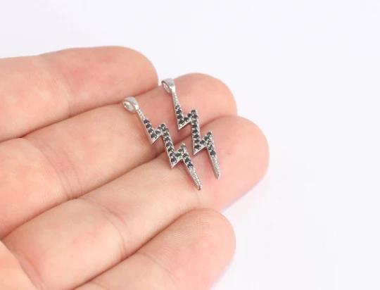 Rodyum Kaplama Siyah Zirkon Taşlı Yıldırım Charms,