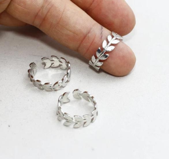 Rodyum Kaplama Gümüş  Yaprak Çiçek  Yüzük