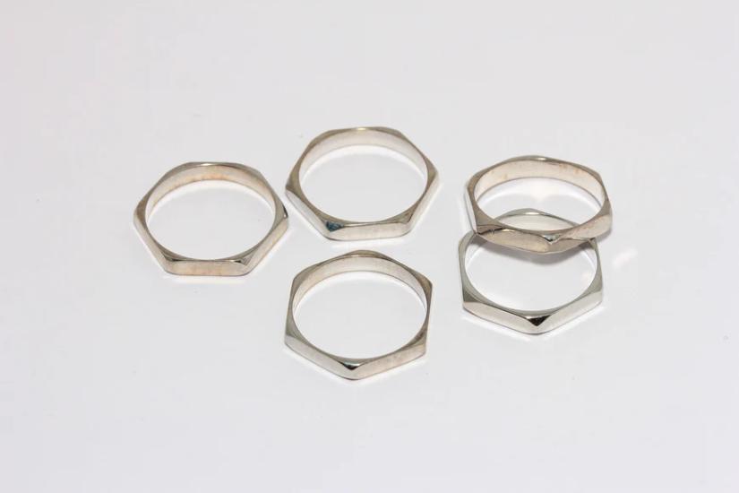 Rodyum Kaplama Gümüş Renk Petek Altıgen  Yüzük