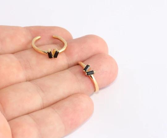 24 Ayar Altın Kaplama Siyah Baget Taşlı  Yüzük