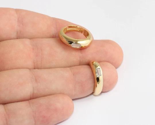 24 Ayar Altın Kaplama Beyaz Baget Taşlı  Yüzük