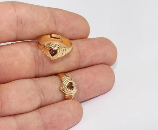 24 Ayar Altın Kaplama Kırmızı Taşlı Kalp  Yüzük