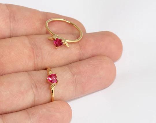 24 Ayar Altın Kaplama Pembe Taşlı Melek Kanadı Yüzük